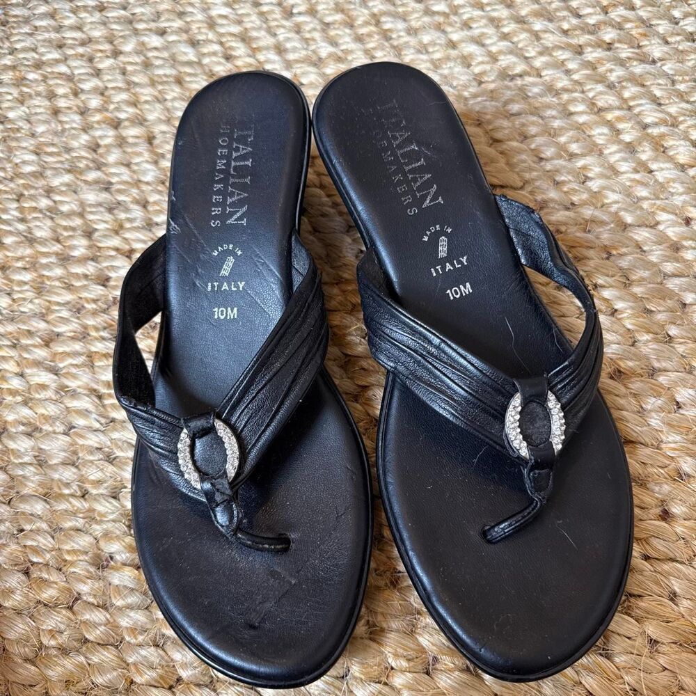 Italian-shoemakers Women's Black Sandals